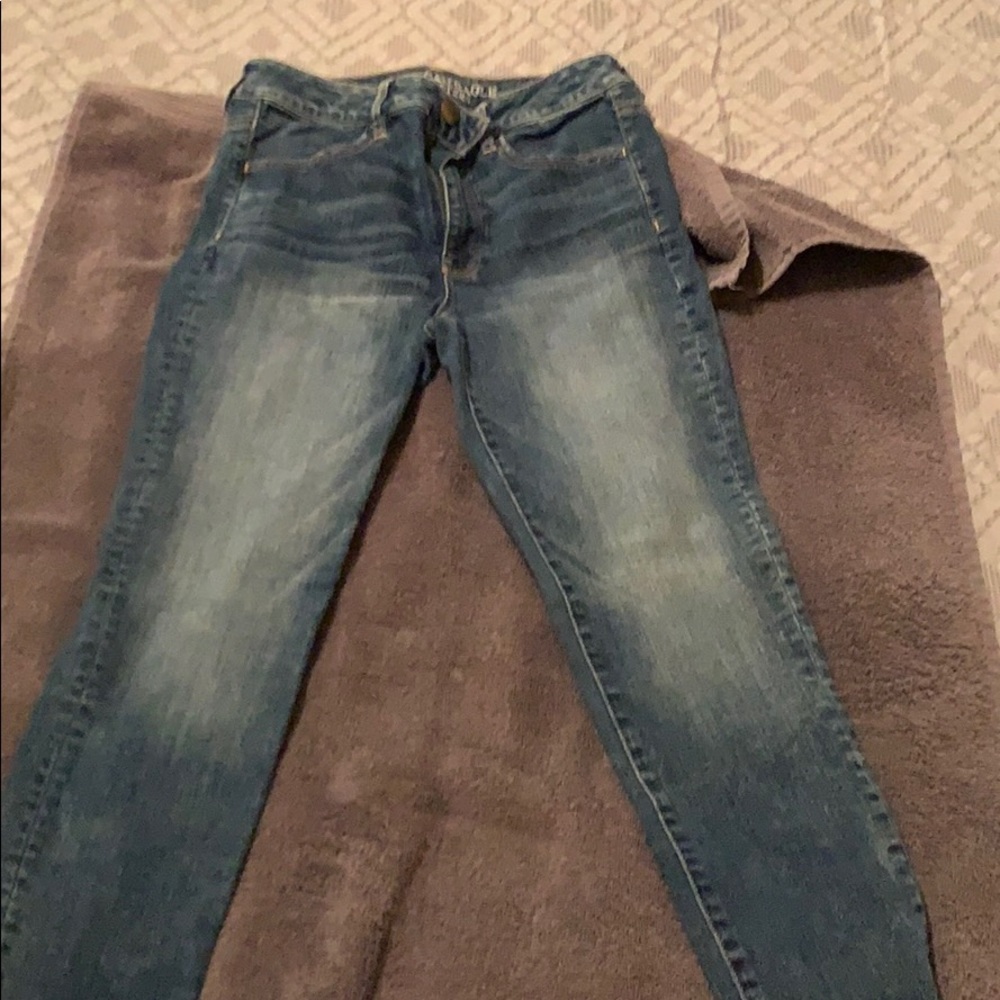 High waisted jeans